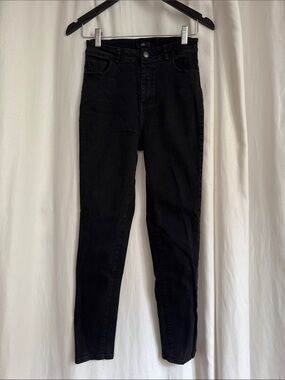 High-Rise Black Skinny Jeans for Women